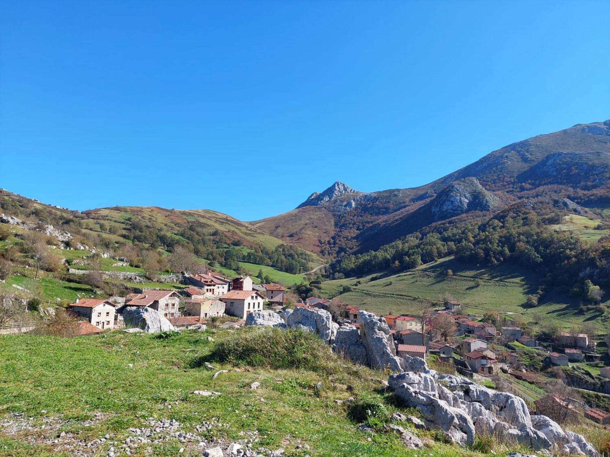 Hosteria Picos De Europa Potes Kültér fotó