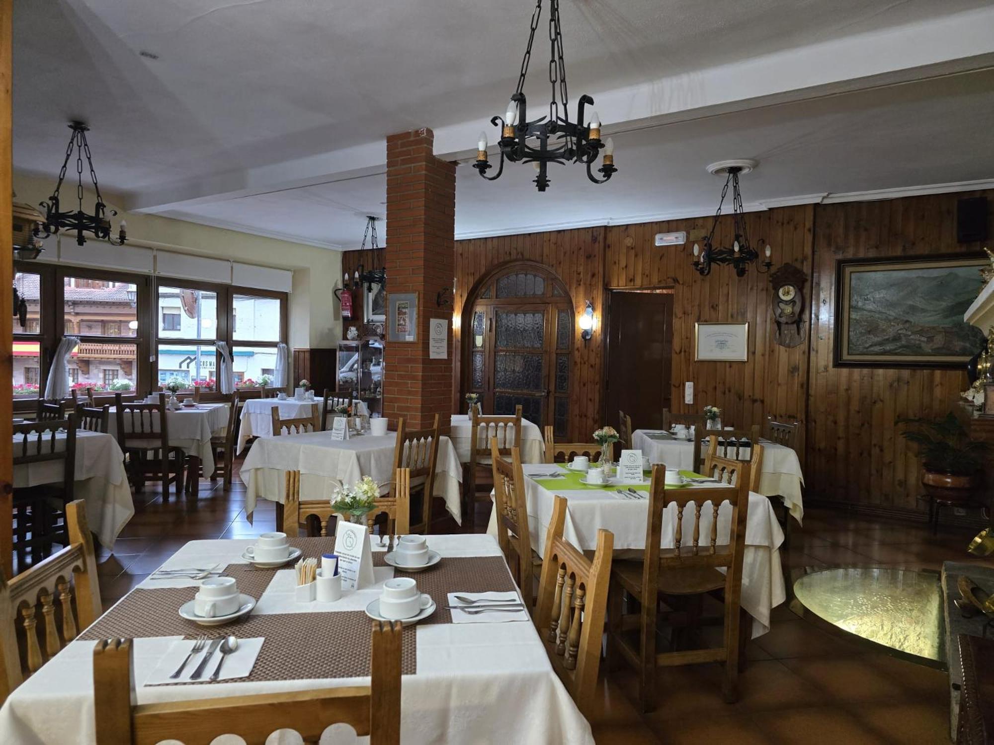 Hosteria Picos De Europa Potes Kültér fotó