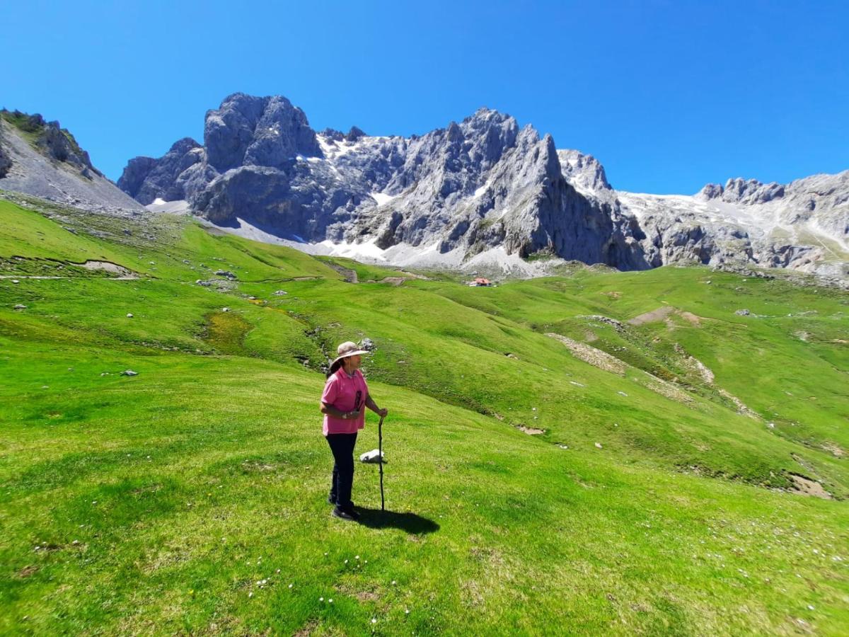 Hosteria Picos De Europa Potes Kültér fotó